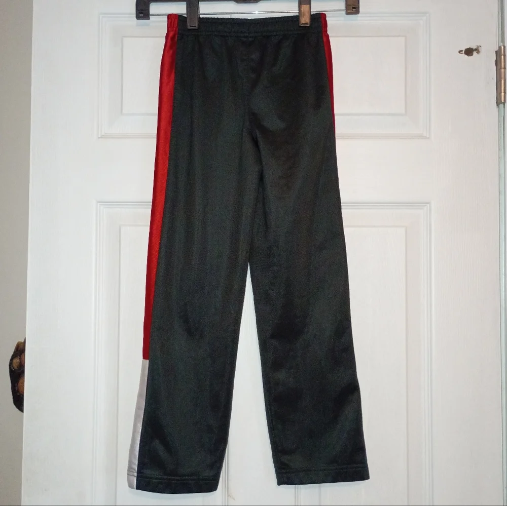 Nike Boys Black Track Pants With White And Red Size 7